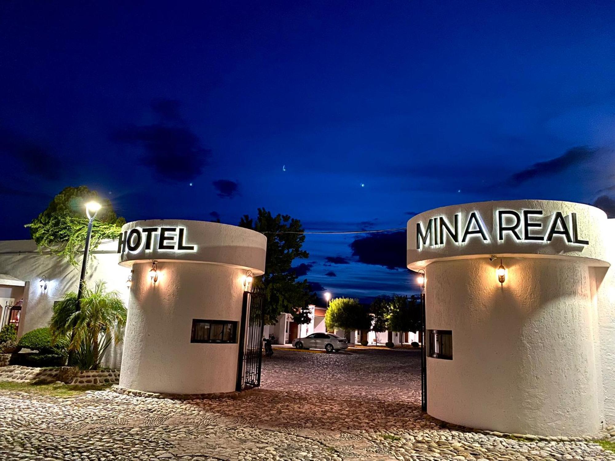 Hotel Mina Real Cedral 외부 사진