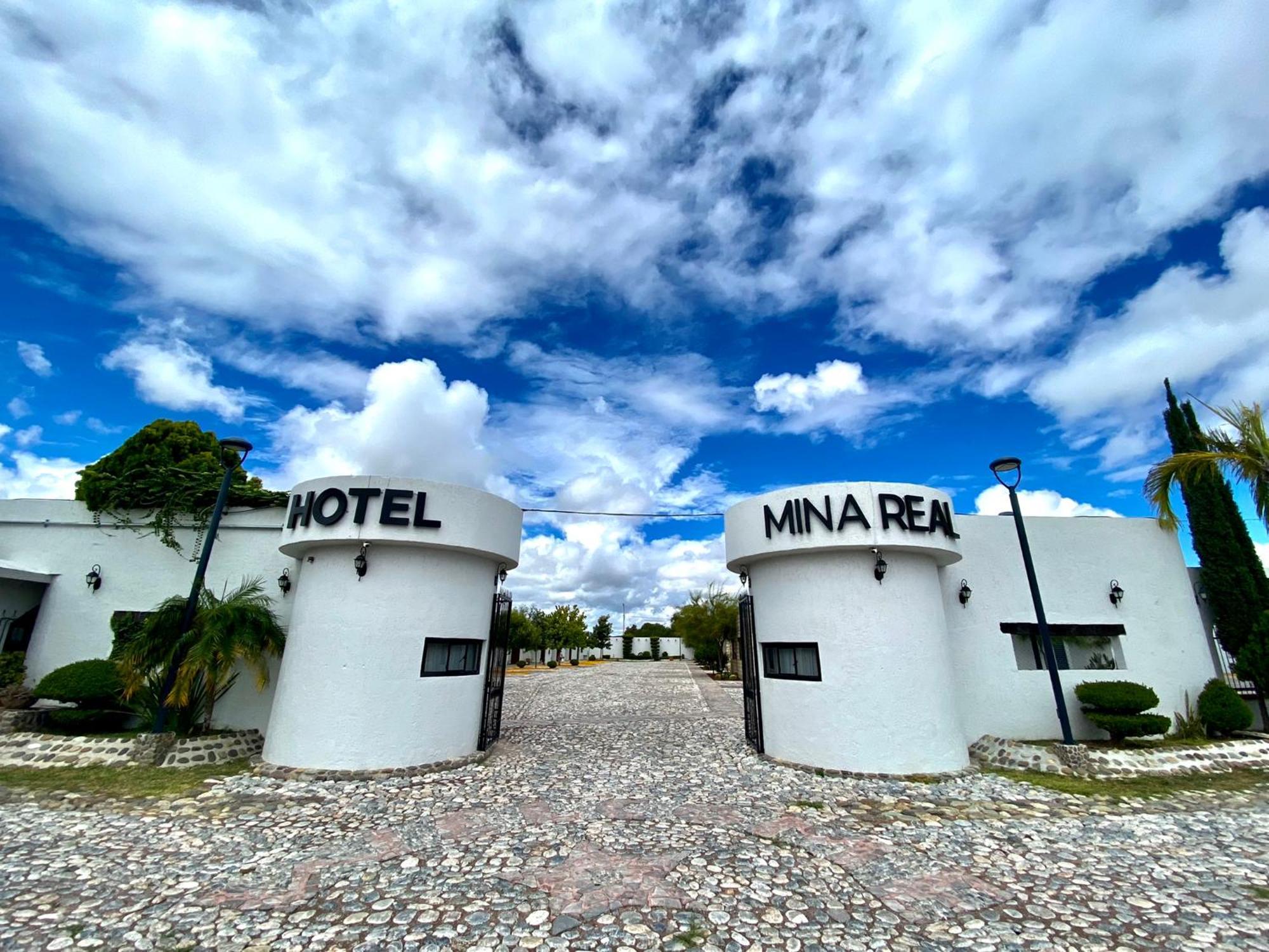 Hotel Mina Real Cedral 외부 사진
